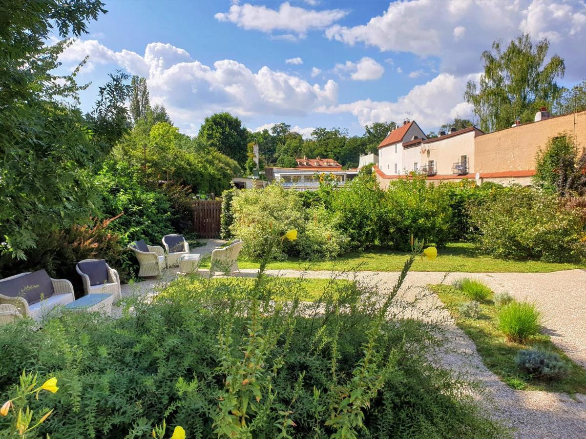 Garden Residence Prague Castle Экстерьер фото