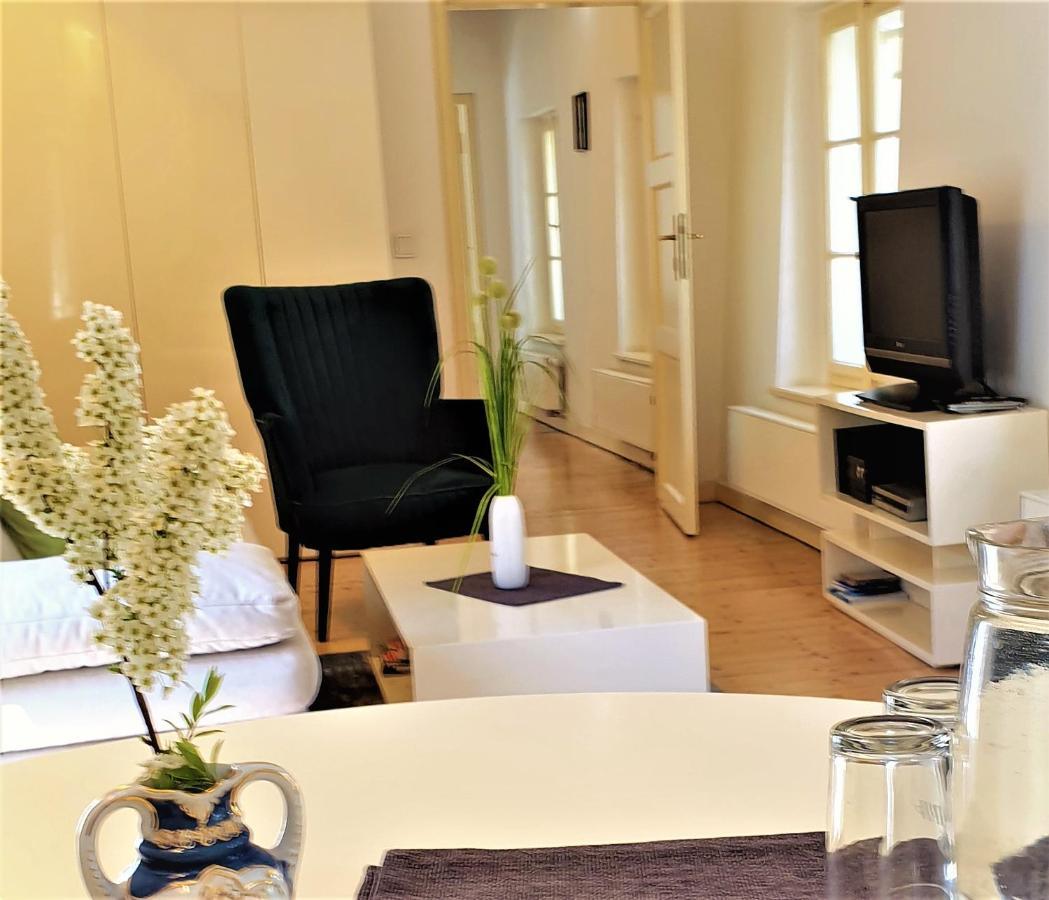 Garden Residence Prague Castle Экстерьер фото