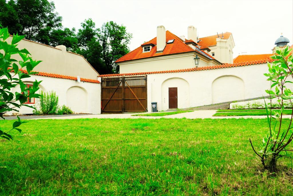 Garden Residence Prague Castle Экстерьер фото