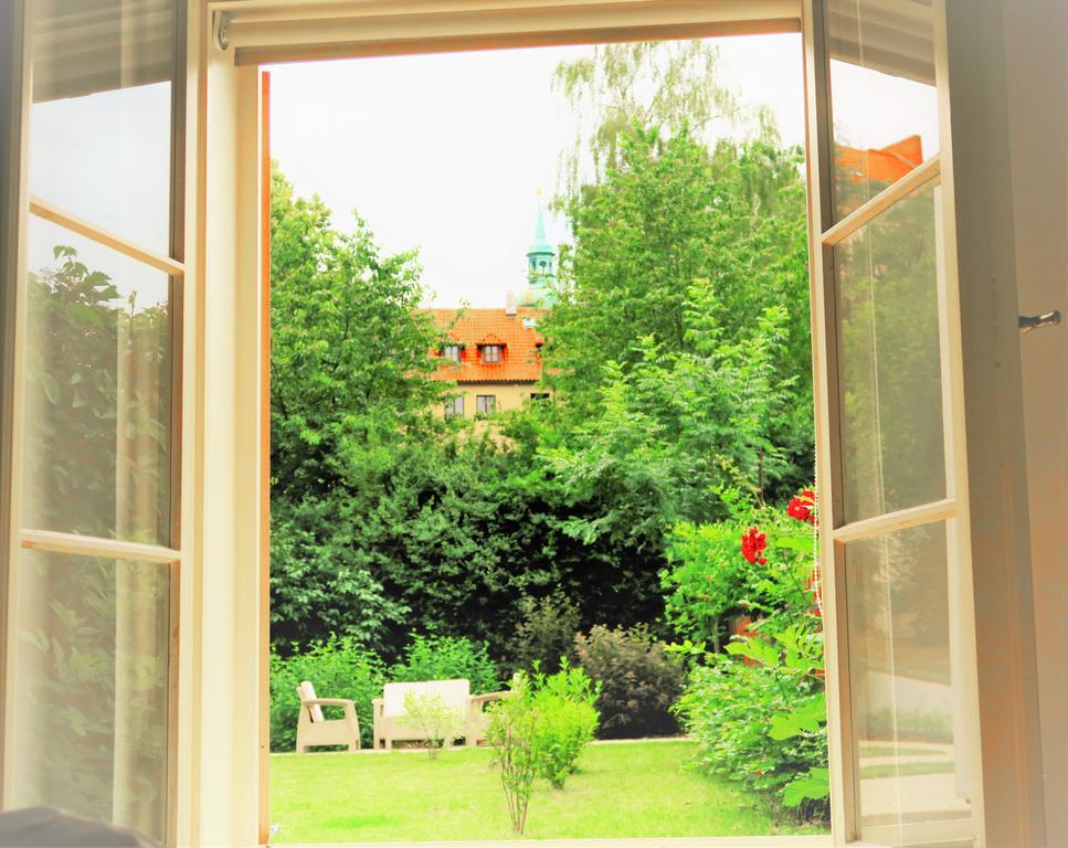 Garden Residence Prague Castle Экстерьер фото