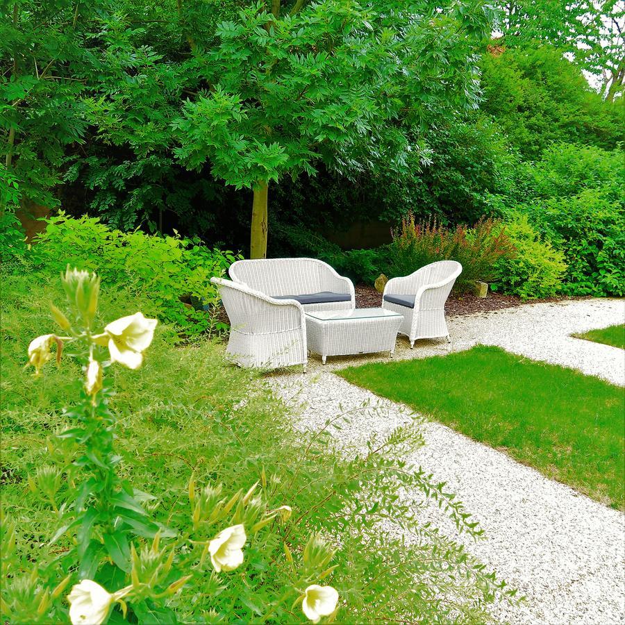 Garden Residence Prague Castle Экстерьер фото